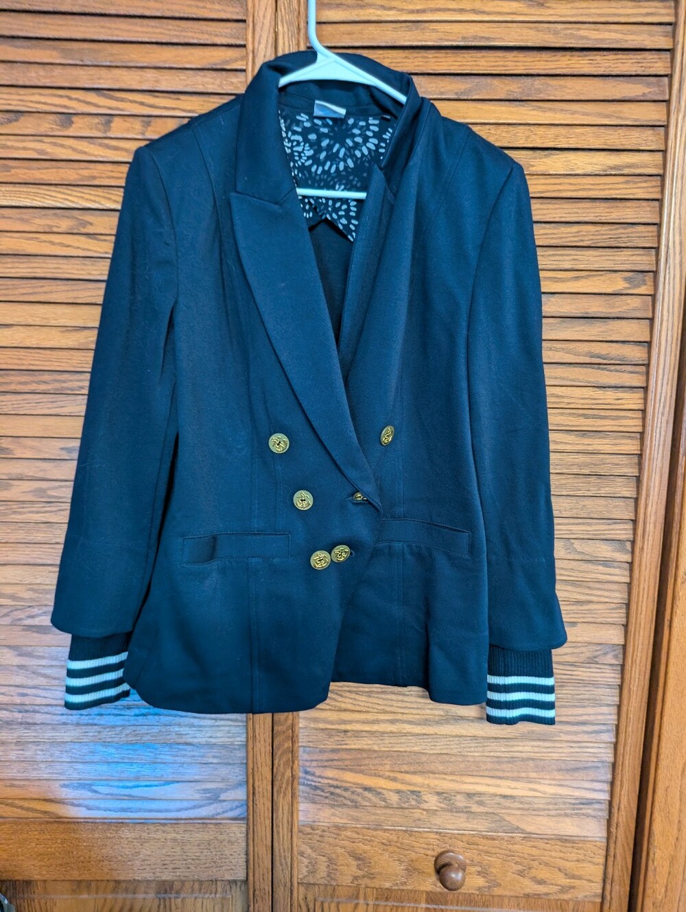 Cabi NWOT Navy Blue With Gold Buttons Women's Blazer Size 12